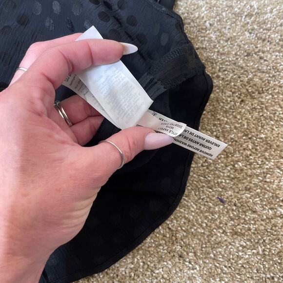 Madewell Top blouse smocked daylight woven Swiss dot black button up V-neck SZ 2 - Picture 9 of 14